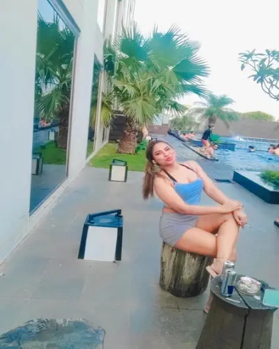 Escort Anjar